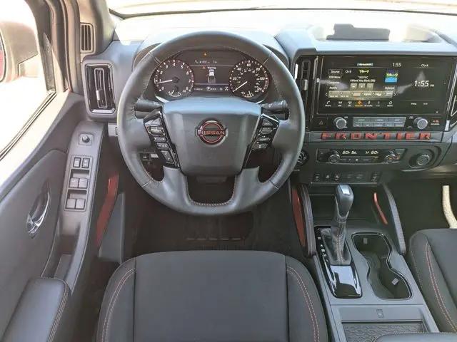 2025 Nissan Frontier Crew Cab PRO-4X 4x4