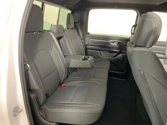 2022 Ram 1500 Big Horn Crew Cab 4x4 6'4" Box
