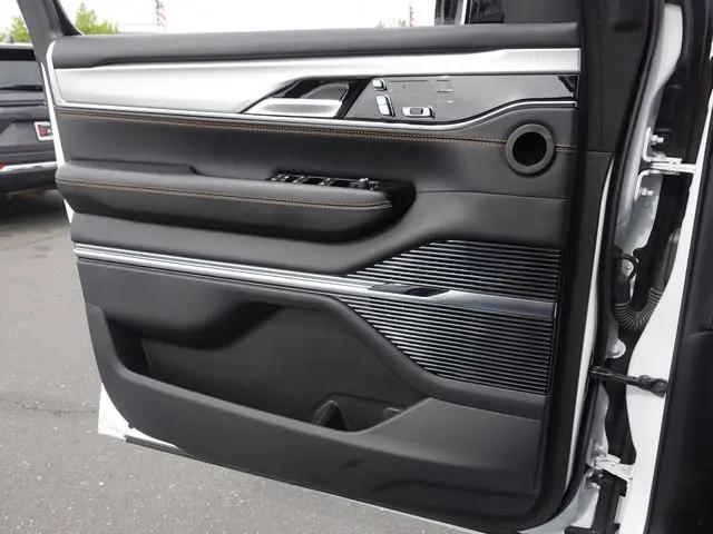 2023 Jeep Grand Wagoneer Series III 4x4