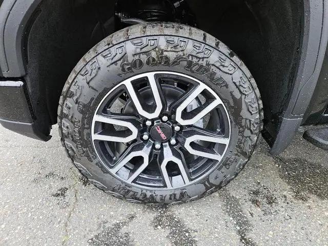 2026 GMC Sierra 1500 Crew Cab, Short Bed, AT4, 4WD
