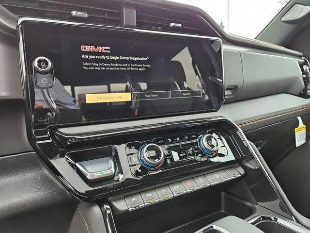2026 GMC Sierra 1500 Crew Cab, Short Bed, AT4, 4WD