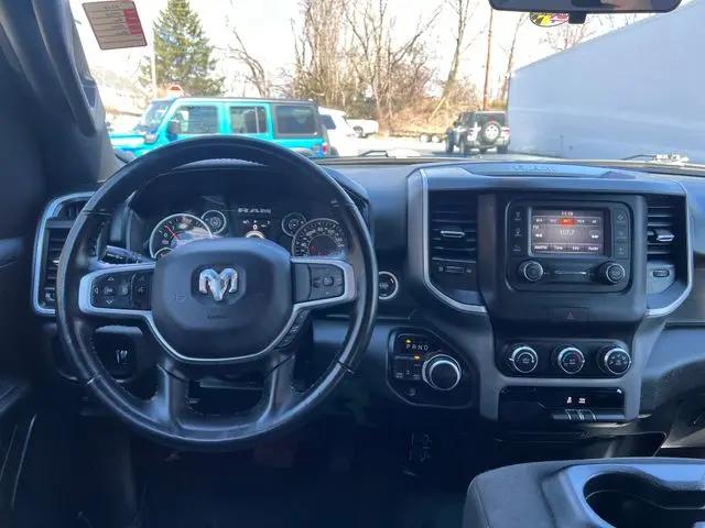 2023 Ram 1500 Big Horn Crew Cab 4x4 5'7" Box