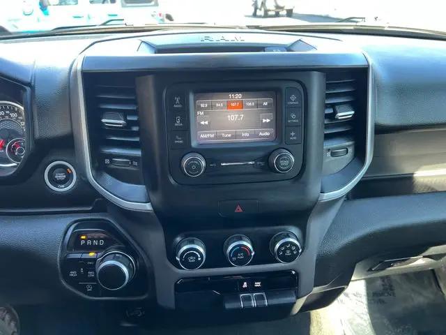 2023 Ram 1500 Big Horn Crew Cab 4x4 5'7" Box