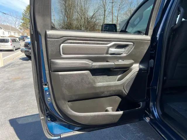 2023 Ram 1500 Big Horn Crew Cab 4x4 5'7" Box
