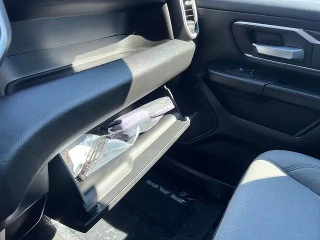 2023 Ram 1500 Big Horn Crew Cab 4x4 5'7" Box