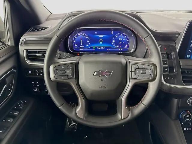 2024 Chevrolet Suburban 4WD RST