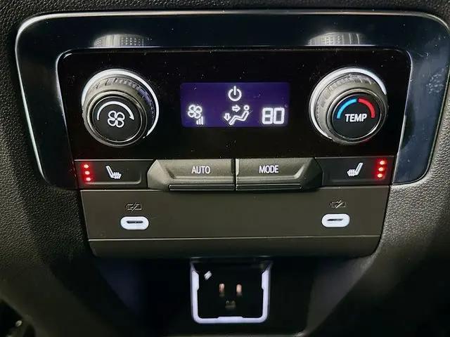 2024 Chevrolet Suburban 4WD RST