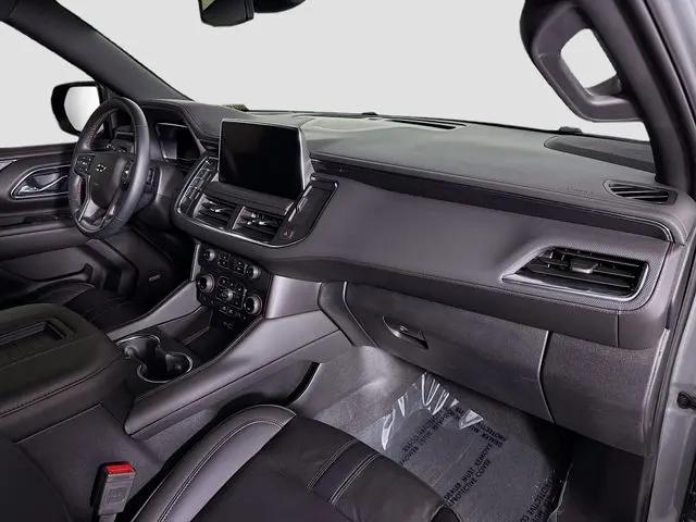 2024 Chevrolet Suburban 4WD RST