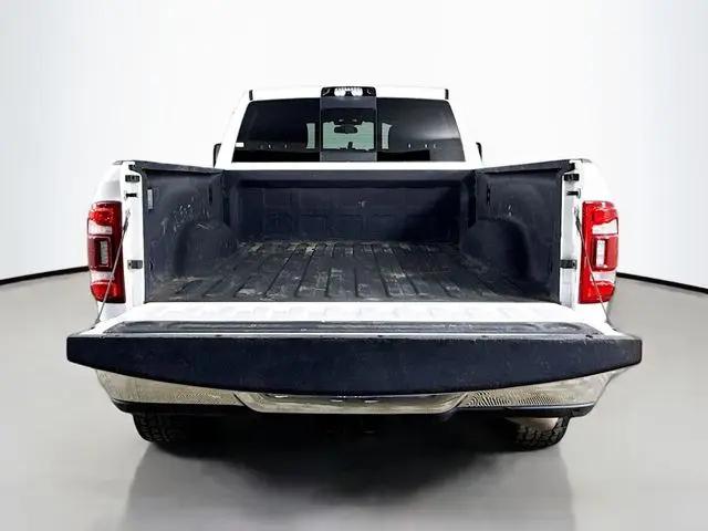 2023 Ram 3500 Tradesman Crew Cab 4x4 6'4" Box