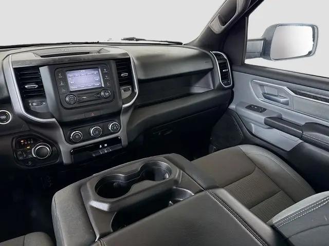 2022 Ram 1500 Big Horn Crew Cab 4x4 5'7" Box
