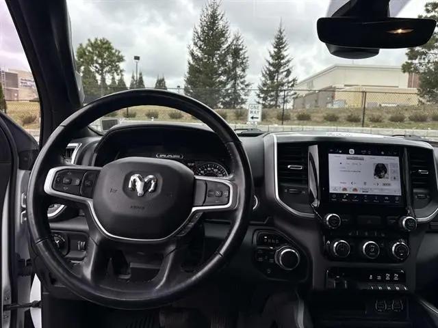 2022 Ram 1500 Big Horn Crew Cab 4x4 5'7" Box