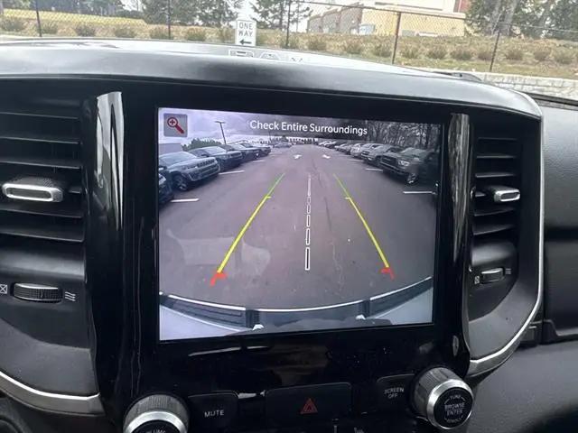 2022 Ram 1500 Big Horn Crew Cab 4x4 5'7" Box