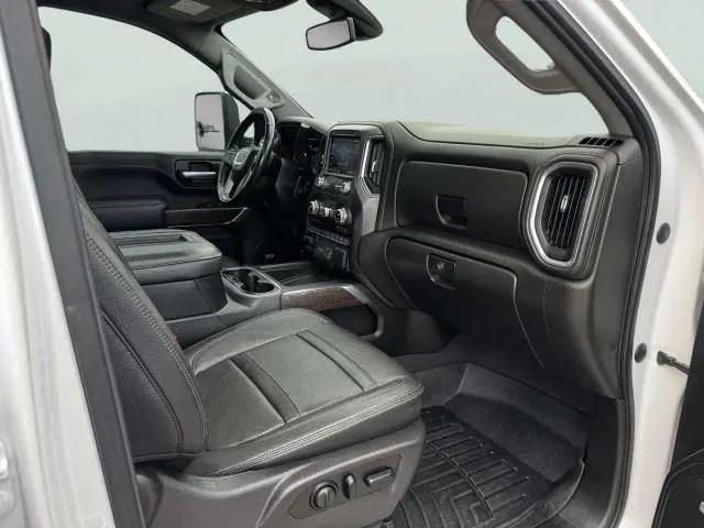 2022 GMC Sierra 3500HD 4WD Crew Cab Long Bed Denali