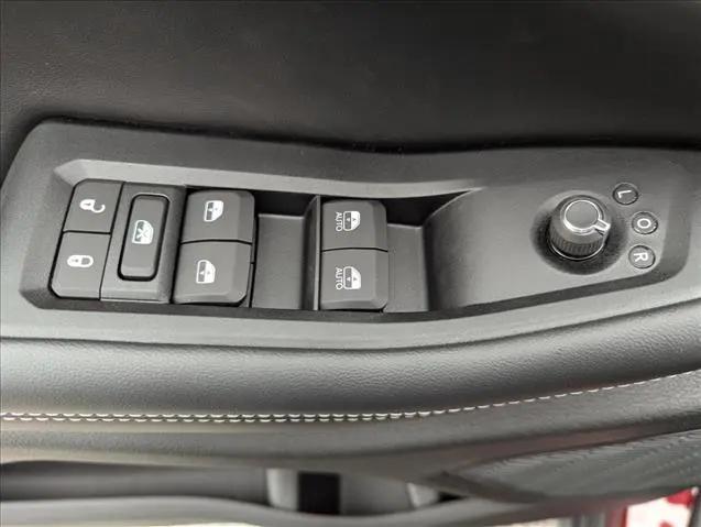 2026 Jeep Grand Cherokee L Altitude 4x2