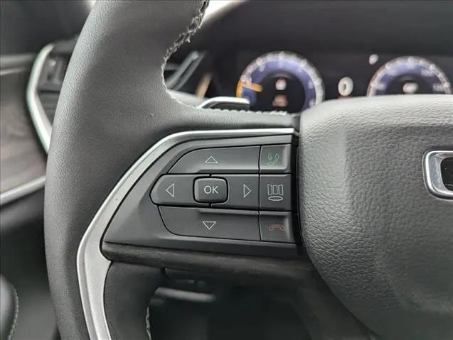2026 Jeep Grand Cherokee L Altitude 4x2