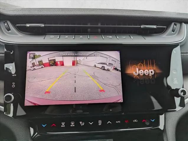 2026 Jeep Grand Cherokee L Altitude 4x2