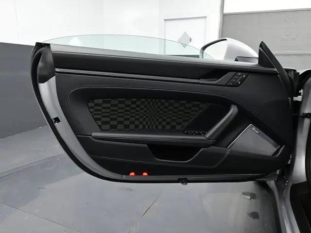 2026 Porsche 911 Carrera GTS Cabriolet