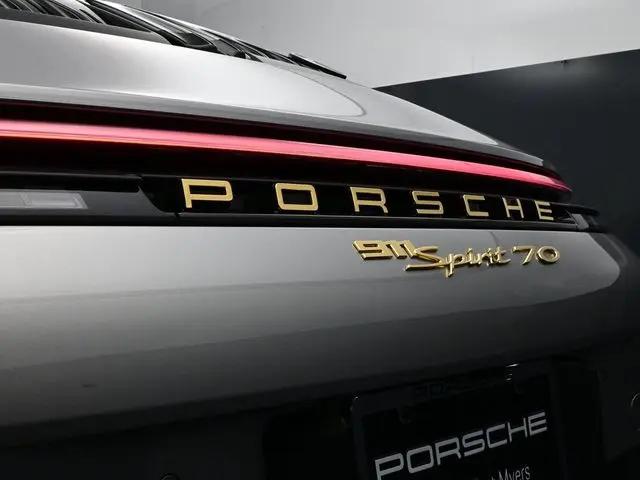 2026 Porsche 911 Carrera GTS Cabriolet