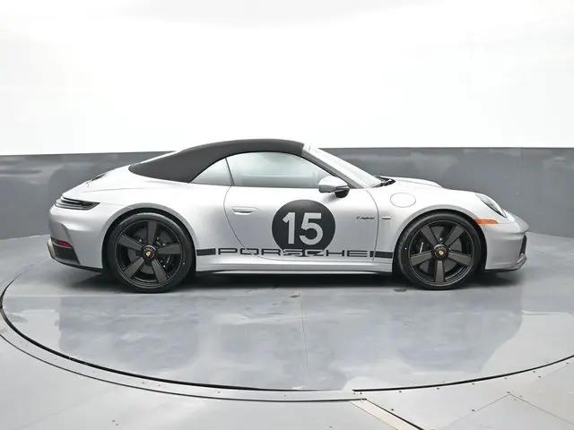 2026 Porsche 911 Carrera GTS Cabriolet