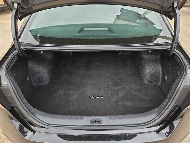 2024 Nissan Altima SR FWD