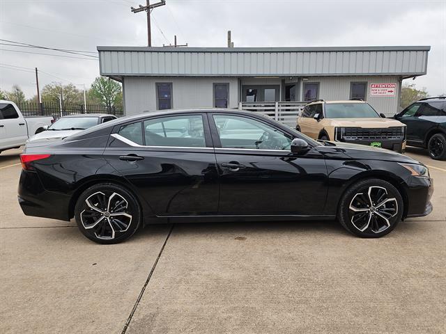 2024 Nissan Altima SR FWD