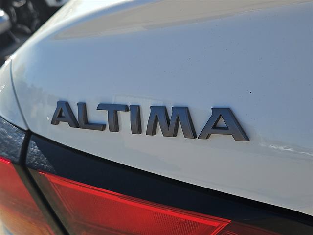 2024 Nissan Altima SR FWD