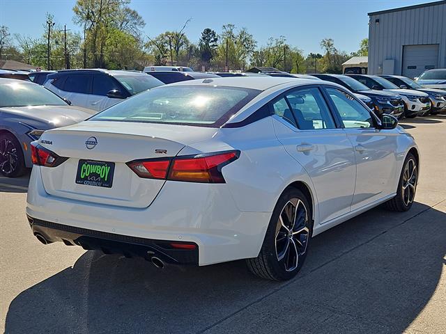 2024 Nissan Altima SR FWD