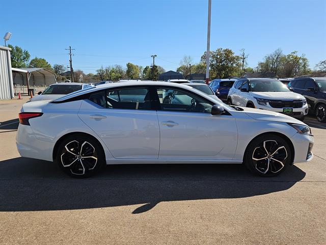 2024 Nissan Altima SR FWD
