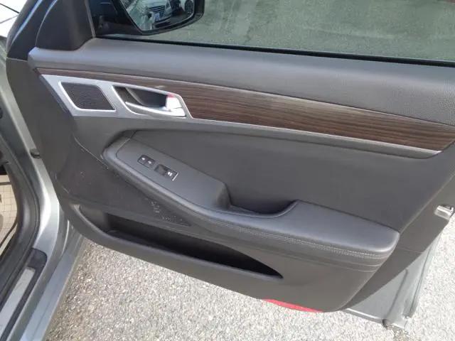 2017 Genesis G80 3.8