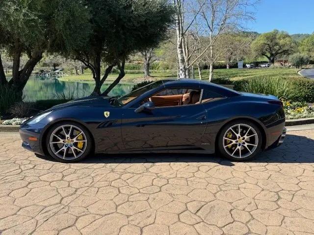 2010 Ferrari California Standard