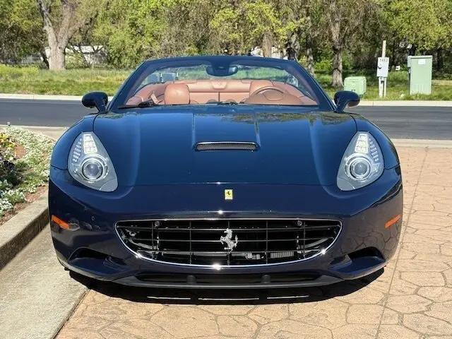 2010 Ferrari California Standard