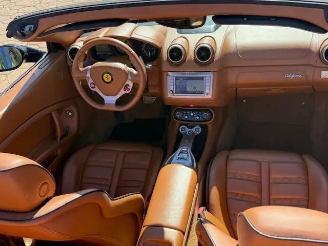2010 Ferrari California Standard