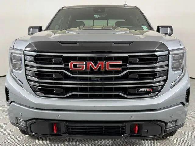 2024 GMC Sierra 1500 4WD Crew Cab Short Box AT4