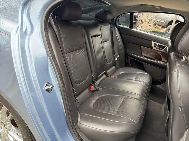2009 Jaguar XF Premium Luxury
