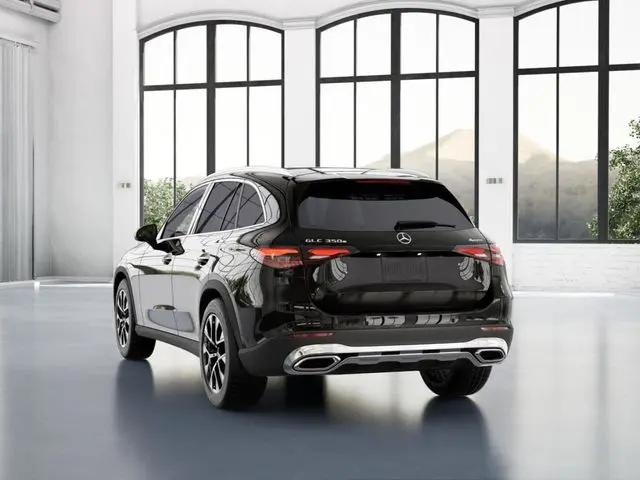 2026 Mercedes-Benz GLC 350e 4MATIC