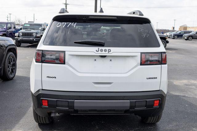 2026 Jeep Cherokee Laredo 4x4