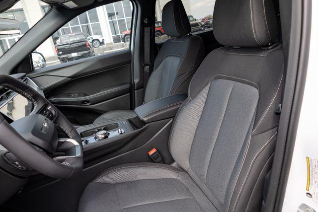 2026 Jeep Cherokee Laredo 4x4