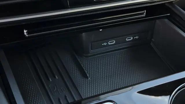 2026 Volkswagen Atlas Cross Sport SEL Premium R-Line
