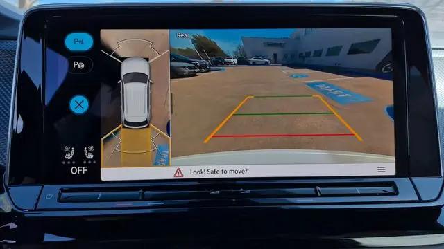 2026 Volkswagen Atlas Cross Sport SEL Premium R-Line
