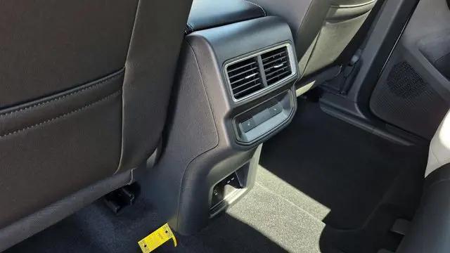 2026 Volkswagen Atlas Cross Sport SEL Premium R-Line