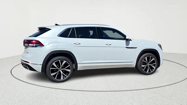2026 Volkswagen Atlas Cross Sport SEL Premium R-Line