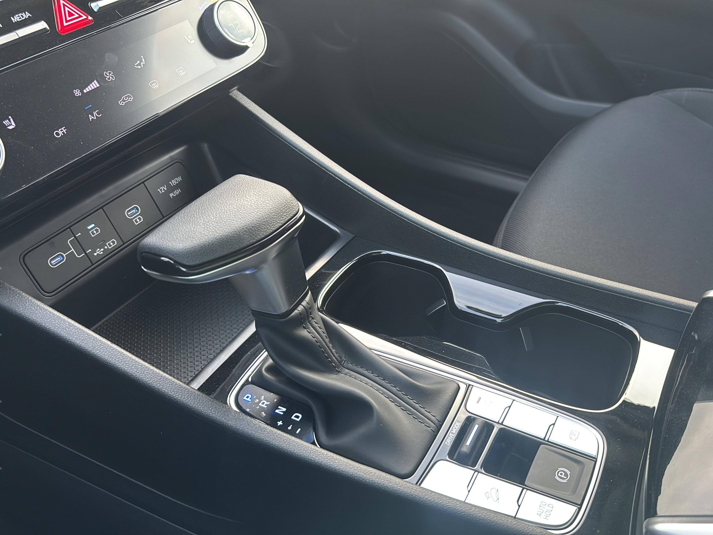 2026 Hyundai Tucson SEL - Photo 18