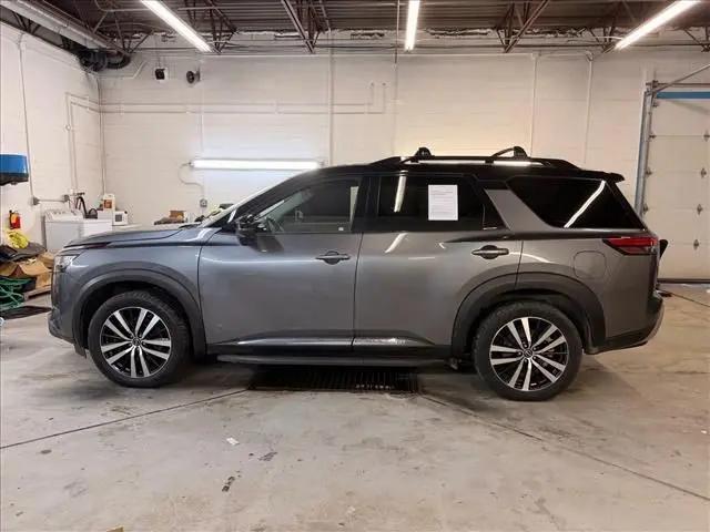 2023 Nissan Pathfinder Platinum 4WD
