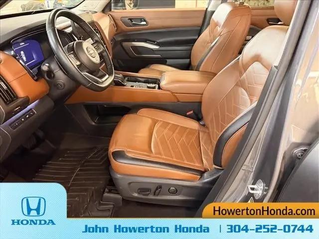 2023 Nissan Pathfinder Platinum 4WD