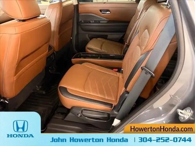 2023 Nissan Pathfinder Platinum 4WD