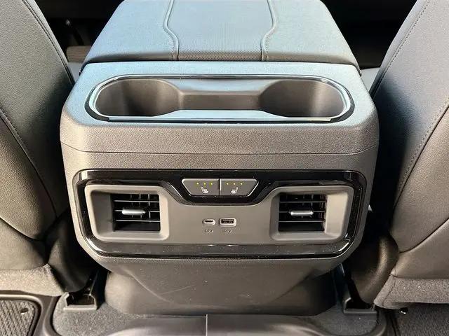 2026 GMC Sierra 1500 Crew Cab, Short Bed, AT4, 4WD
