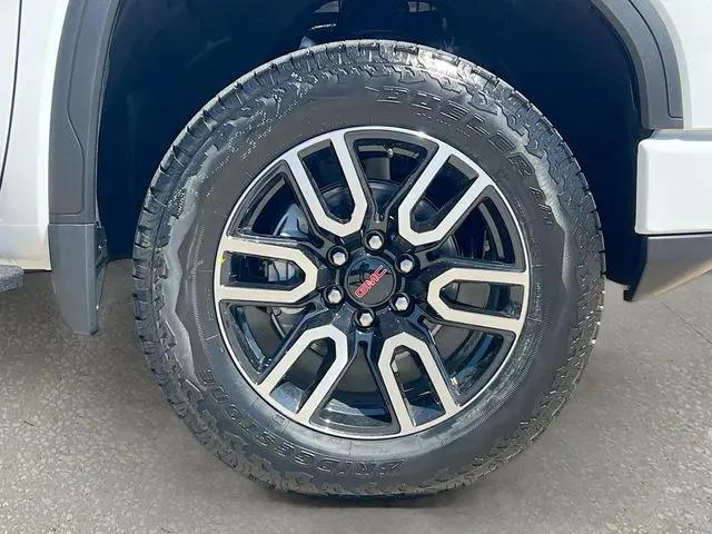 2026 GMC Sierra 1500 Crew Cab, Short Bed, AT4, 4WD