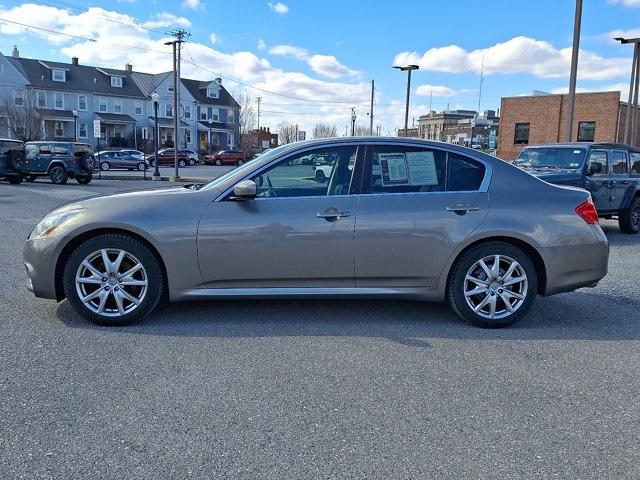 2013 INFINITI G37 x