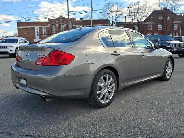 2013 INFINITI G37 x