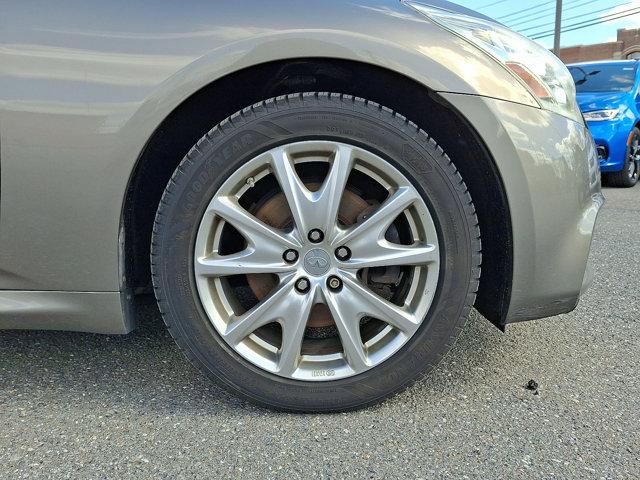 2013 INFINITI G37 x